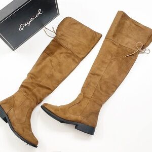 Qupid Zion tie back boots in coffee